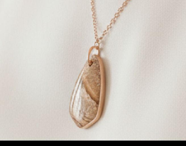 Brown Stone Pendant Necklace