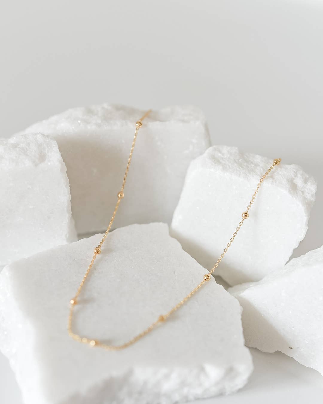 Bella Rey Jewelry dainty satellite chain necklace with delicate linked design
