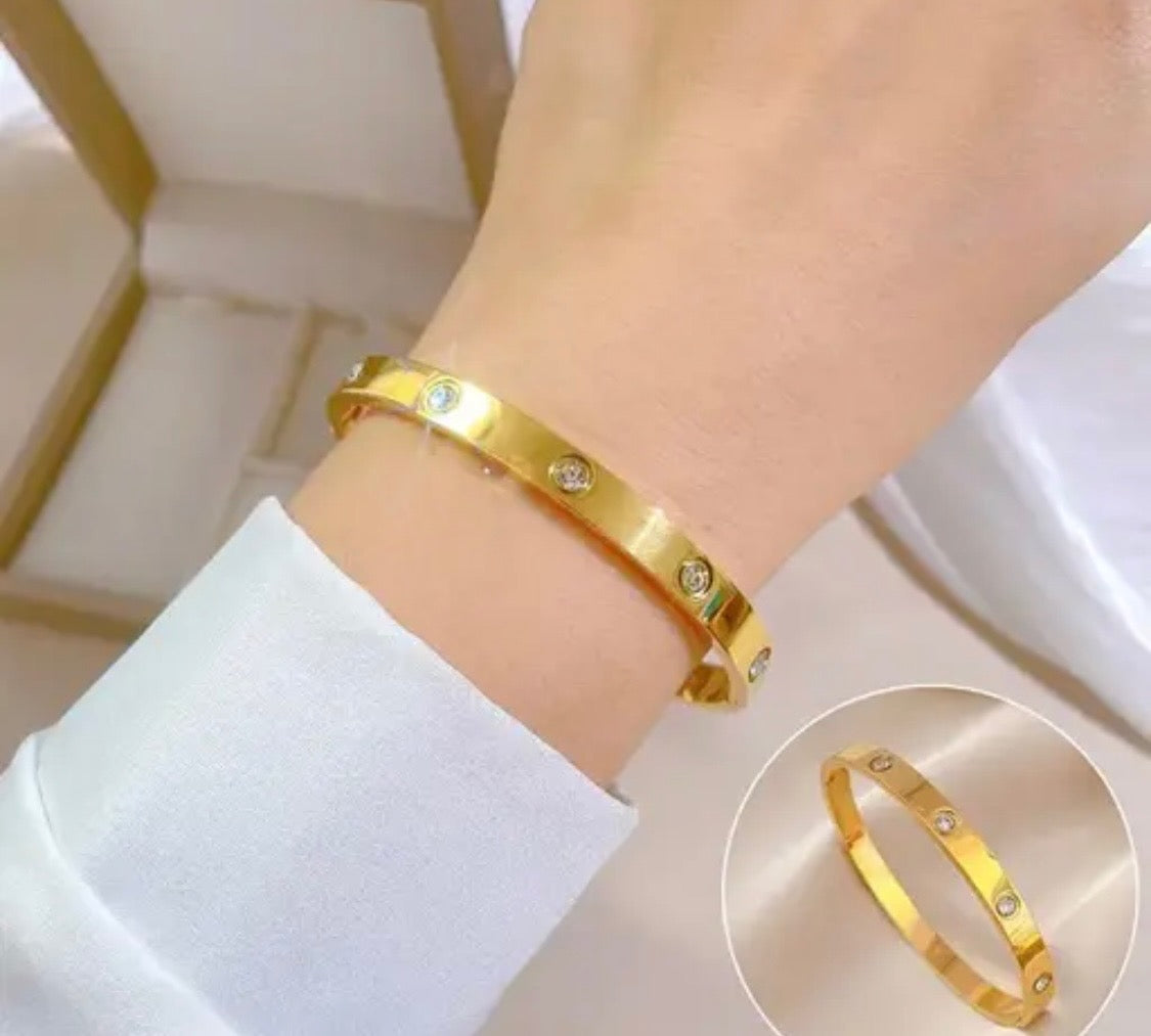 The Lover Stone Bangle - Jolie Femme Boutique