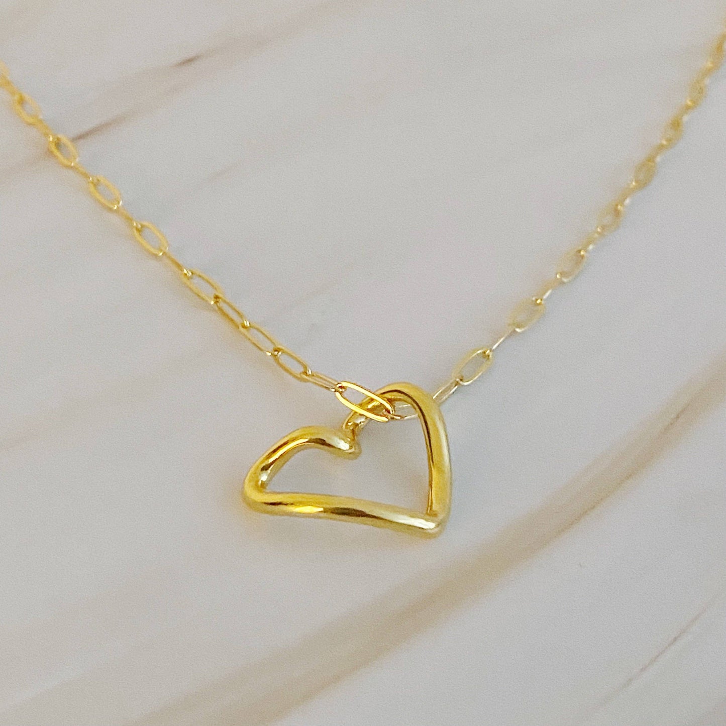 Heart And Chain Necklace - Jolie Femme Boutique