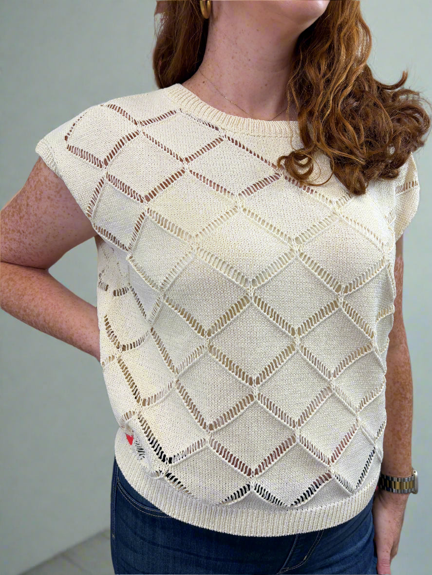 Cream Short Sleeve Grid Top - Jolie Femme Boutique