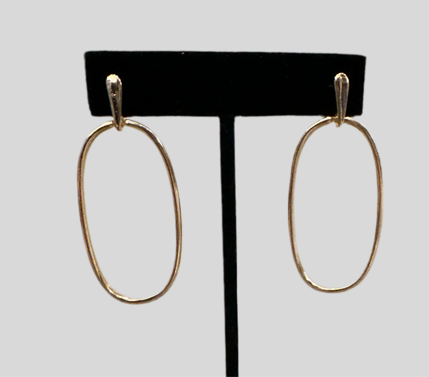 Gold Bar W/ Large Oval Drop - Jolie Femme Boutique
