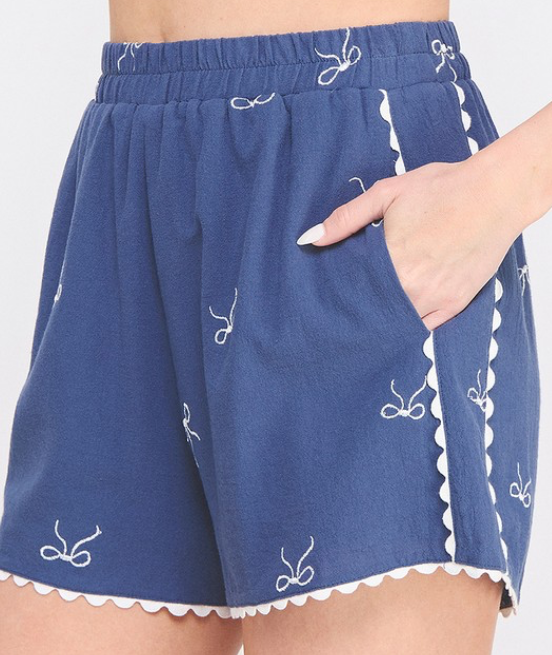Ribbon Embroidered Linen Short