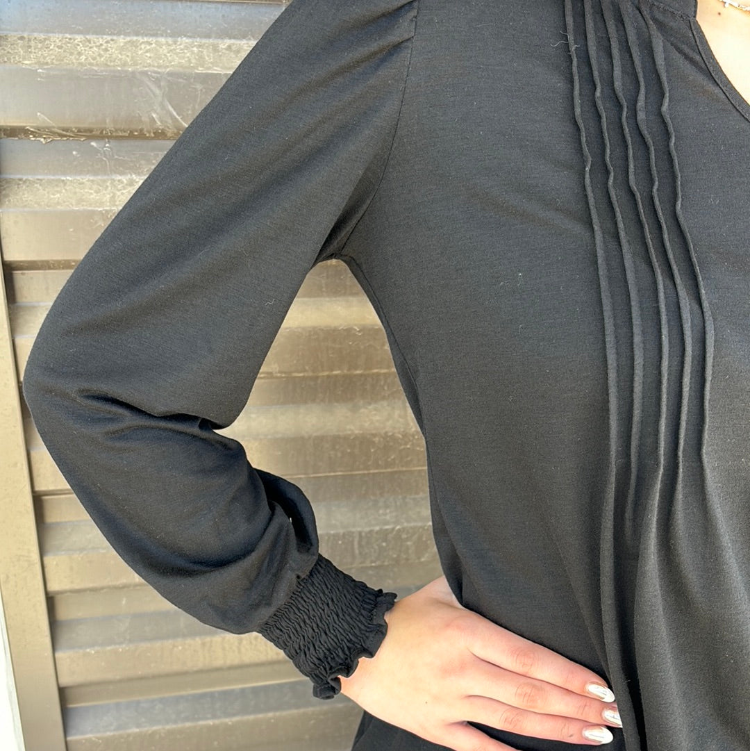 FLATTERING BLACK BLOUSE W/RUCHING SLEEVE - Jolie Femme Boutique