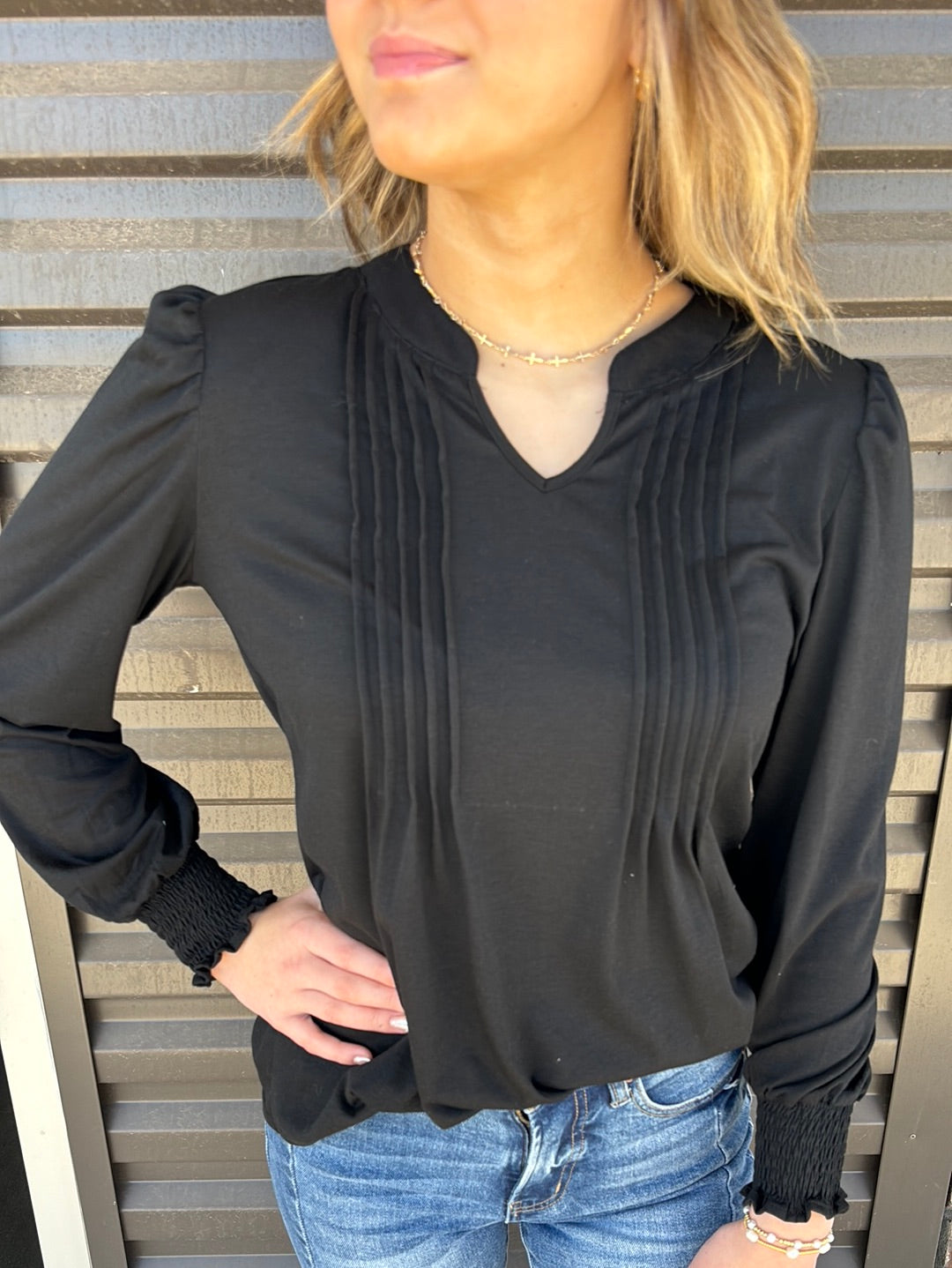 FLATTERING BLACK BLOUSE W/RUCHING SLEEVE - Jolie Femme Boutique