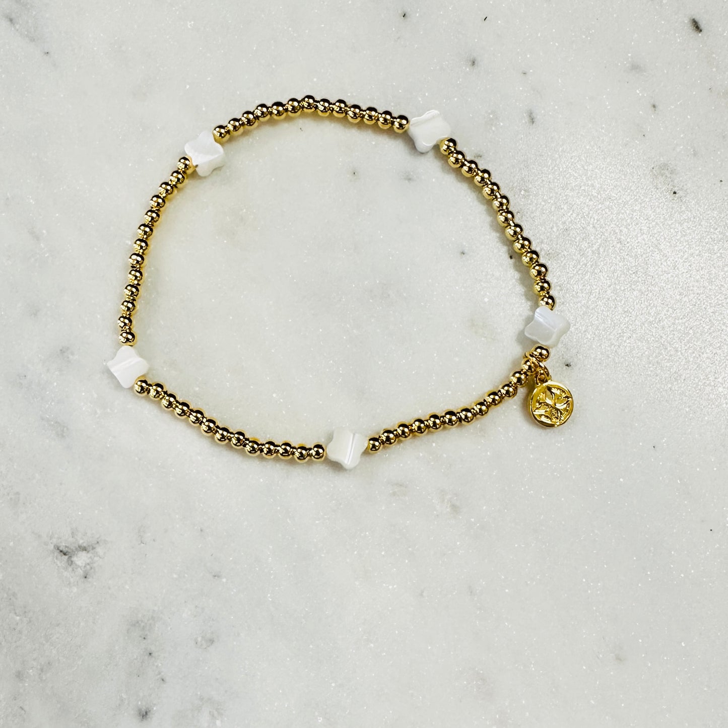 18K Gold Plated Pearl Clover Bracelet - Jolie Femme Boutique
