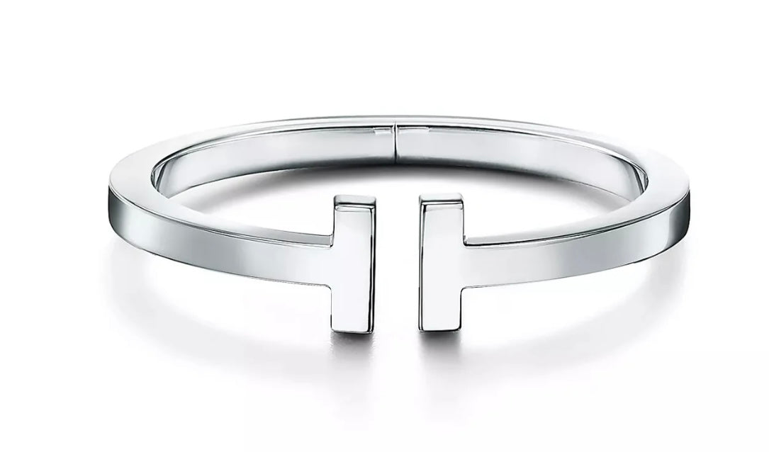 Silver Hinged Oversized T Bar Bracelet - Jolie Femme Boutique