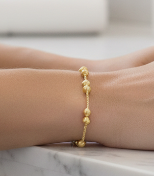 18K Gold Plated Beaded Stretch Bracelet - Jolie Femme Boutique