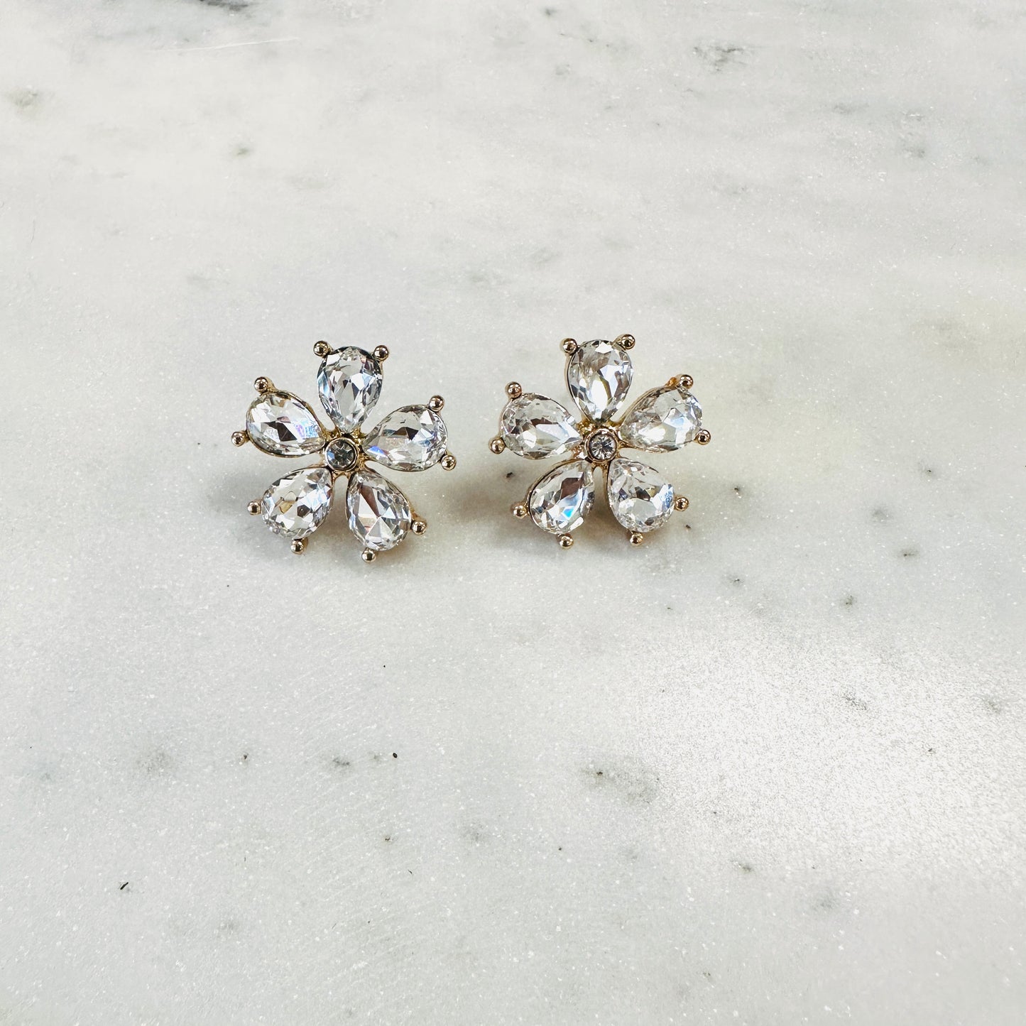 CLEAR CRYSTAL FLOWER STUD - Jolie Femme Boutique