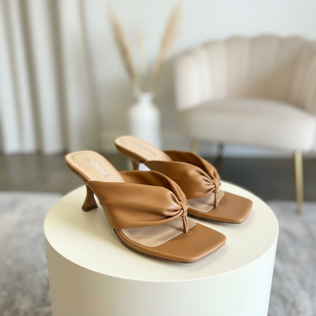 KINSLEY CAMEL - Jolie Femme Boutique