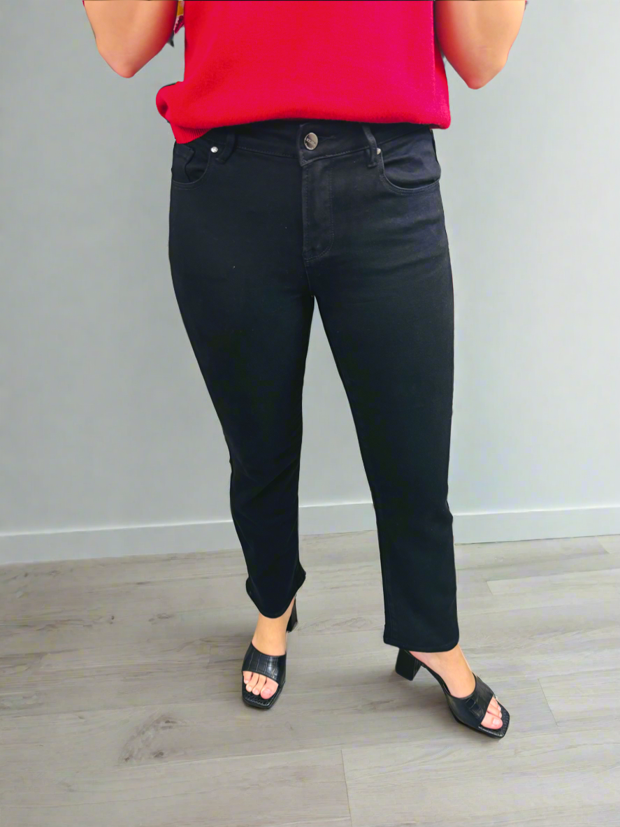 Risen Black Mid Rise Straight Crop Jean - Jolie Femme Boutique