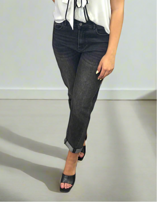 Black Straight Cuff Jean - Jolie Femme Boutique