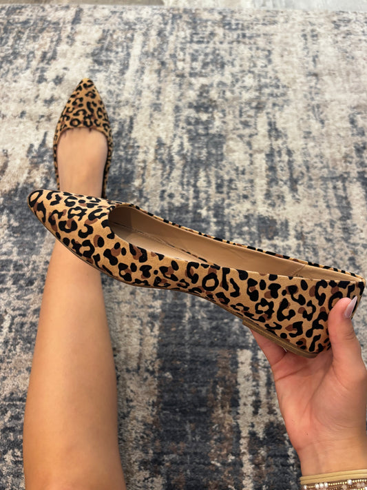 Mia Leopard Flat