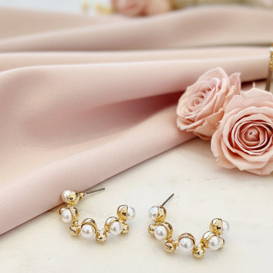 Gold and Pearl Geometric Earring - Jolie Femme Boutique