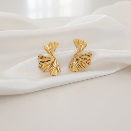 Gold Waved Fan Stud Earring