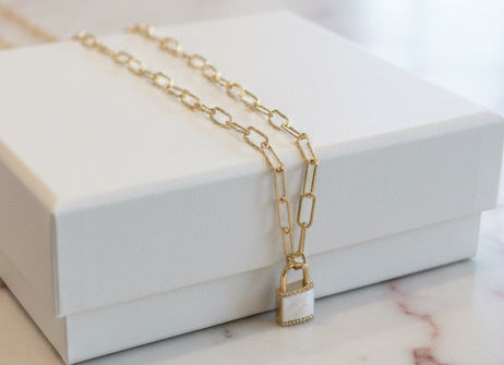 Gold Link Chain With Mother Of Pearl Necklace - Jolie Femme Boutique