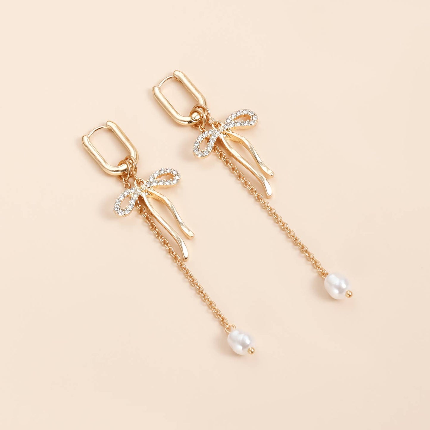 MKS America - Elegant Bow Tassel Earrings with Pearl and Rhinestones - Gold / M - Jolie Femme Boutique