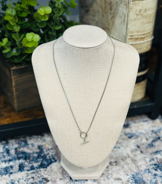 Dainty Silver Toggle Necklace - Jolie Femme Boutique