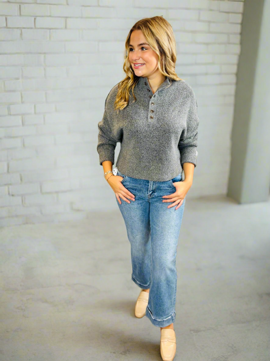 Mid Rise Crop Straight W/ Taylor Cuff Jean
