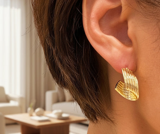 Wave Twisted Hoop Earrings - Jolie Femme Boutique