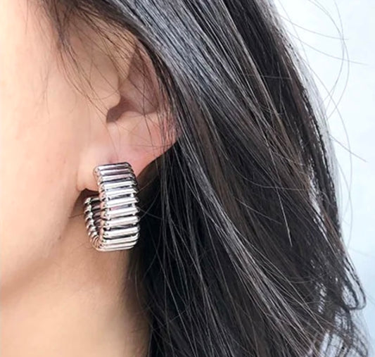 Silver Coil Hoop Earring - Jolie Femme Boutique