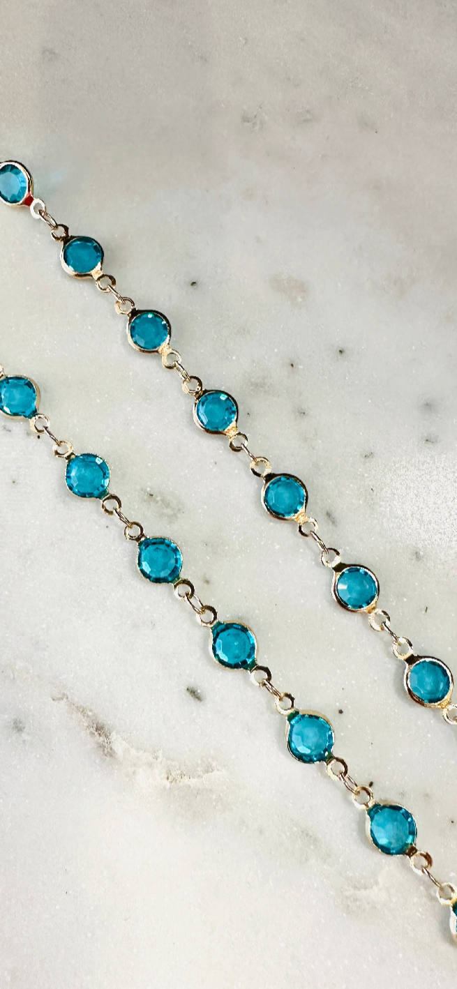 BLUE CRYSTAL NECKLACE