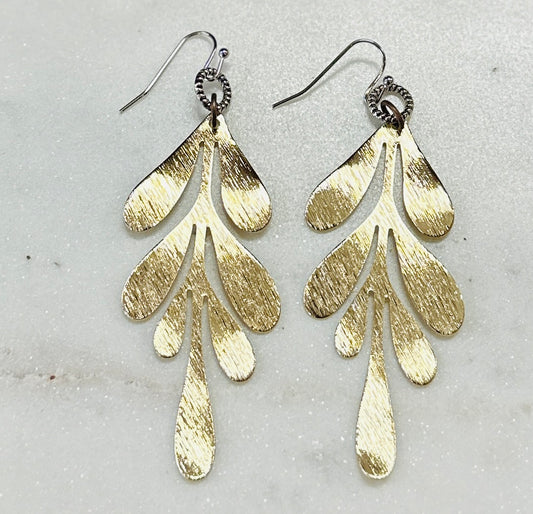 Gold Leaf Dangle Earring