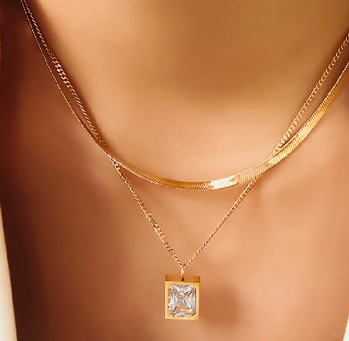 18K Gold Layered Chain W/ Clear Stone - Jolie Femme Boutique