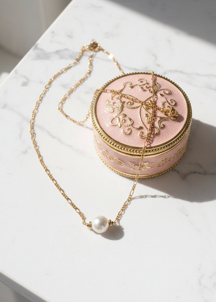 Dainty Pearl Figaro Chain Necklace - Jolie Femme Boutique